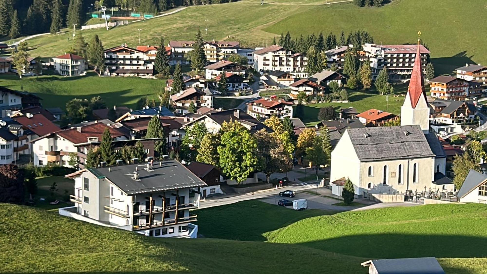 Almtraum Berwang Apartment Exterior photo